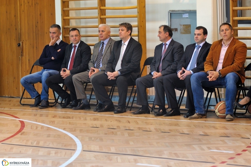 Tornacsarnok átadás a Westsik Szakközépiskolában