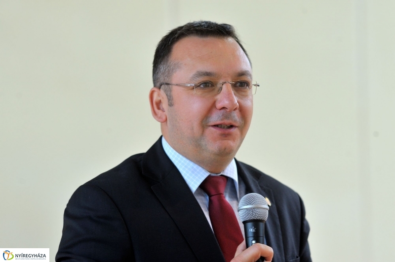 Tornacsarnok átadás a Westsik Szakközépiskolában