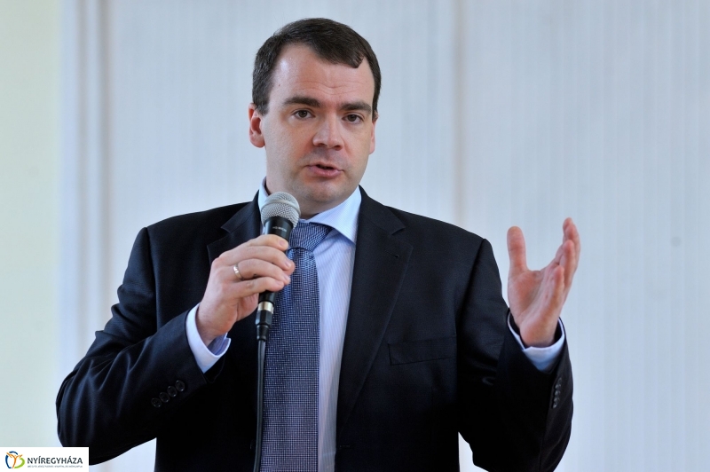 Tornacsarnok átadás a Westsik Szakközépiskolában