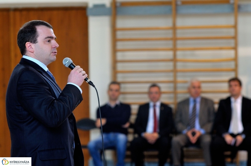 Tornacsarnok átadás a Westsik Szakközépiskolában