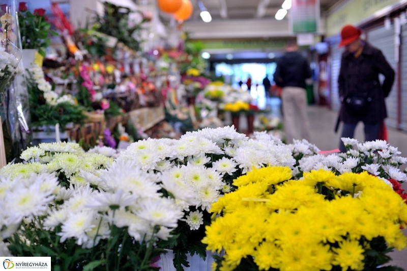 Készülődés a Mindenszentekre