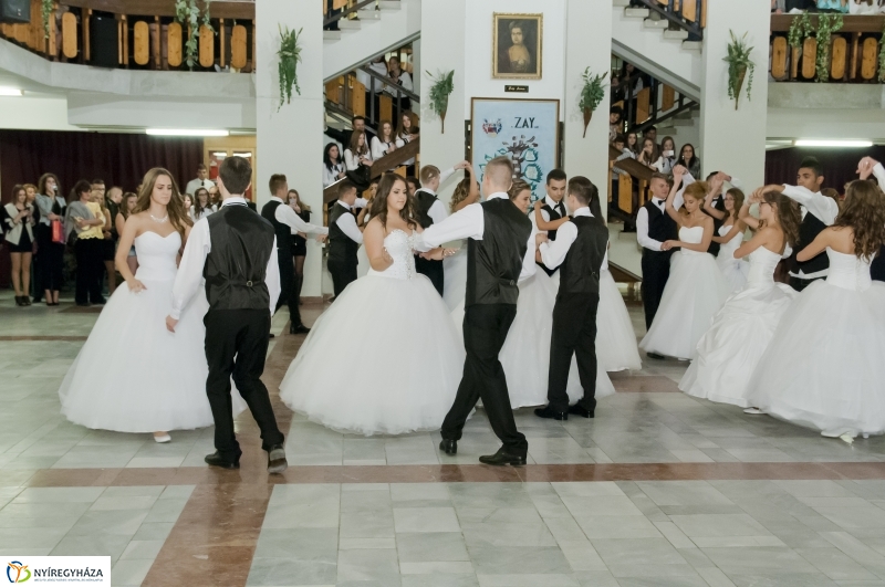 A Zay Anna Informatikai, Egészségügyi Szakközépiskola szalagavatójából