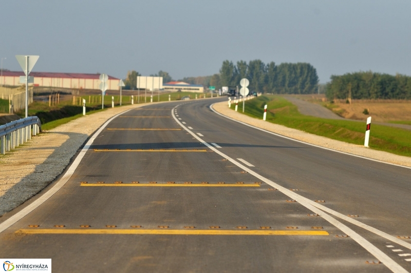 Nyugati elkerülő újabb útszakasszal bővült