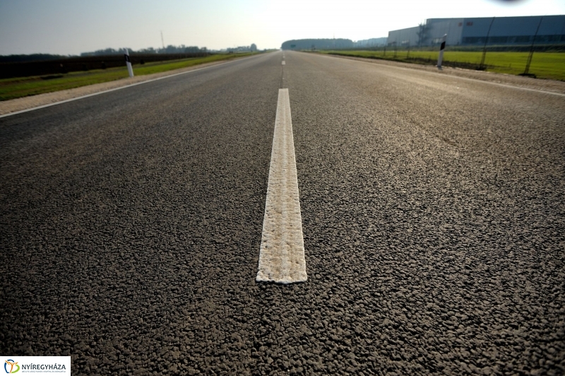 Nyugati elkerülő újabb útszakasszal bővült