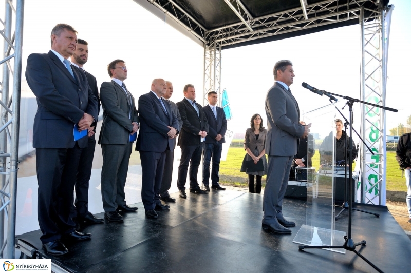 Nyugati elkerülő újabb útszakasszal bővült