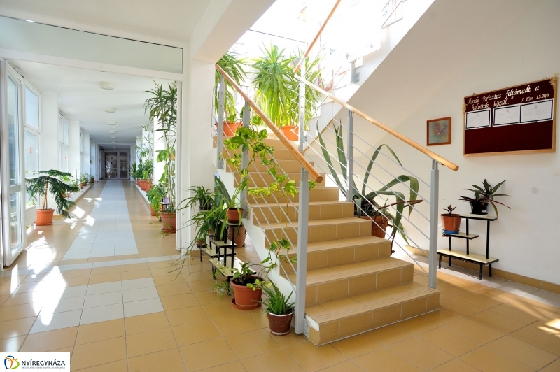 Mindenszentekre emlékezés - Szivárvány Idősek Otthona