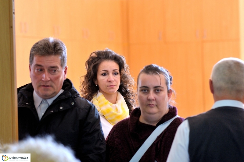 Mindenszentekre emlékezés - Szivárvány Idősek Otthona