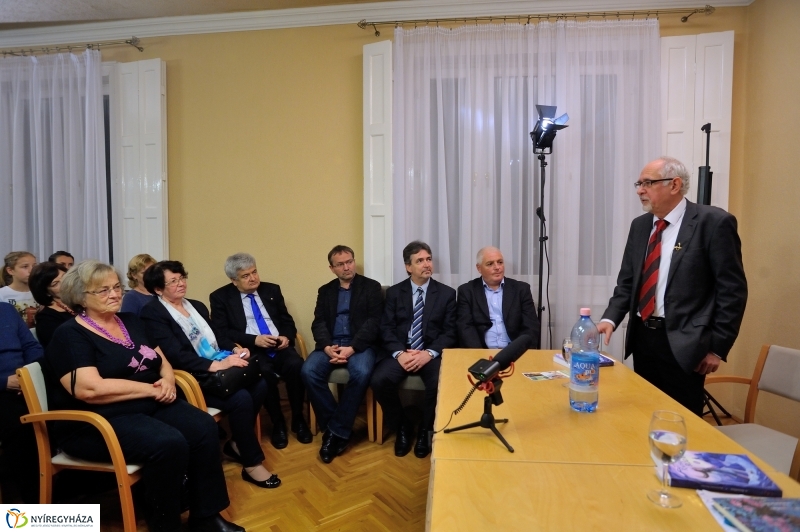 Rapsonné Rózája könyvbemutató