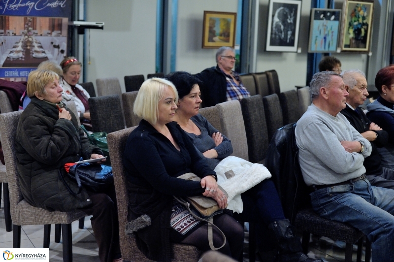 A Nyíregyházi Polgári Szalon vendége Gajdics Ottó újságíró