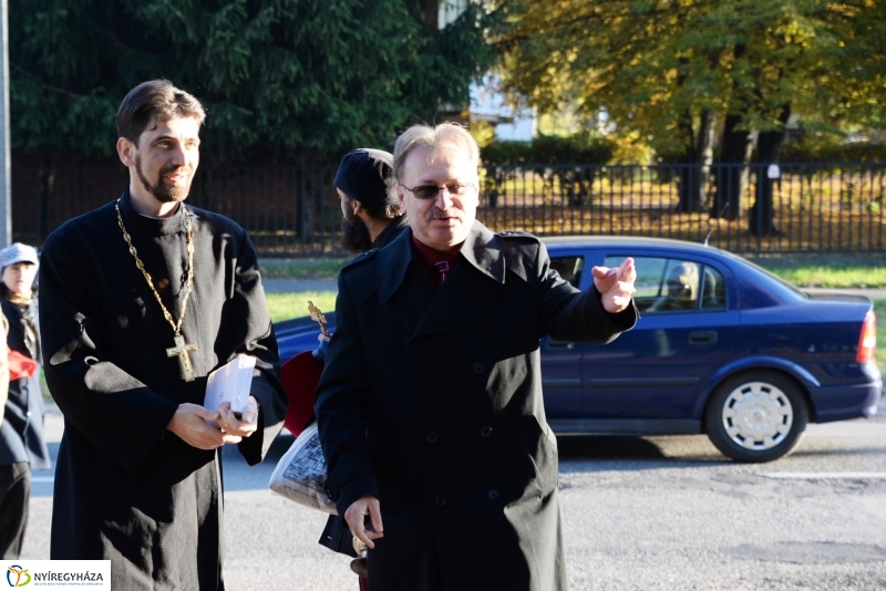 Megemlékezés a Hősök Temetőjében