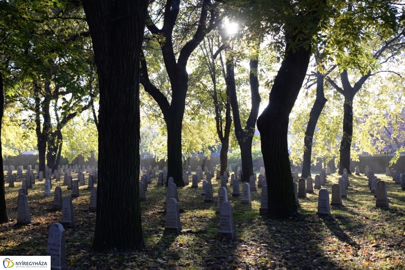 Megemlékezés a Hősök Temetőjében
