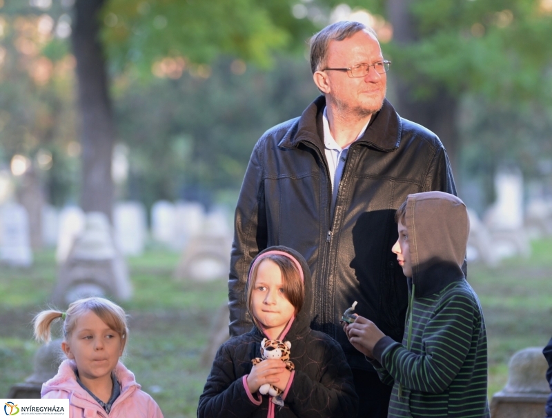 Megemlékezés a Hősök Temetőjében