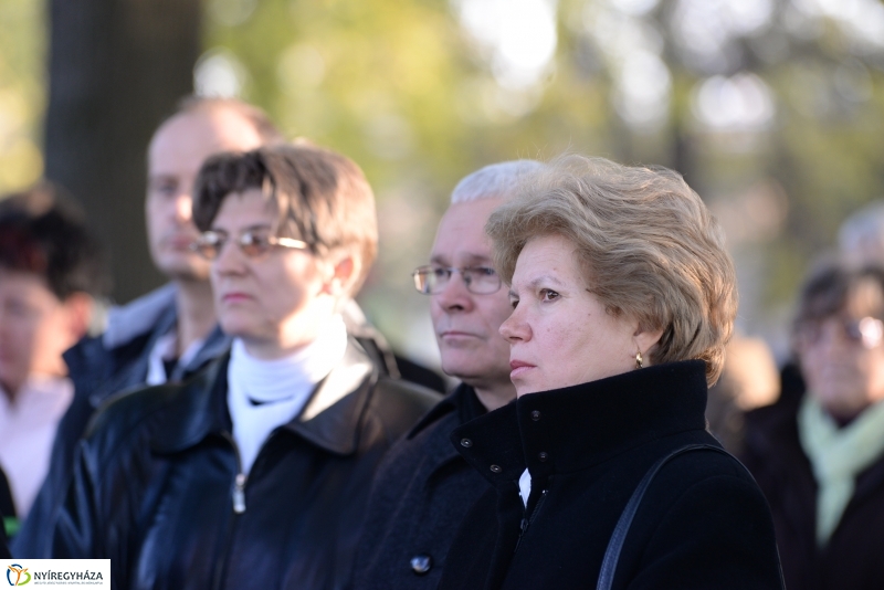 Megemlékezés a Hősök Temetőjében
