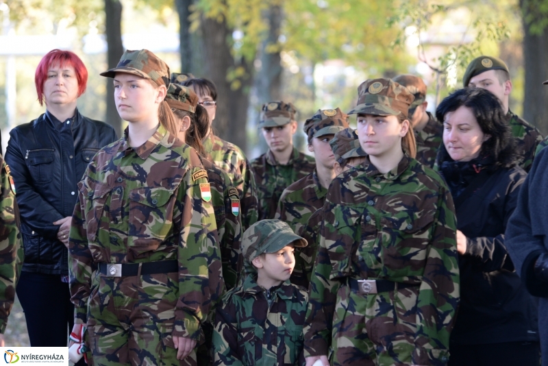 Megemlékezés a Hősök Temetőjében