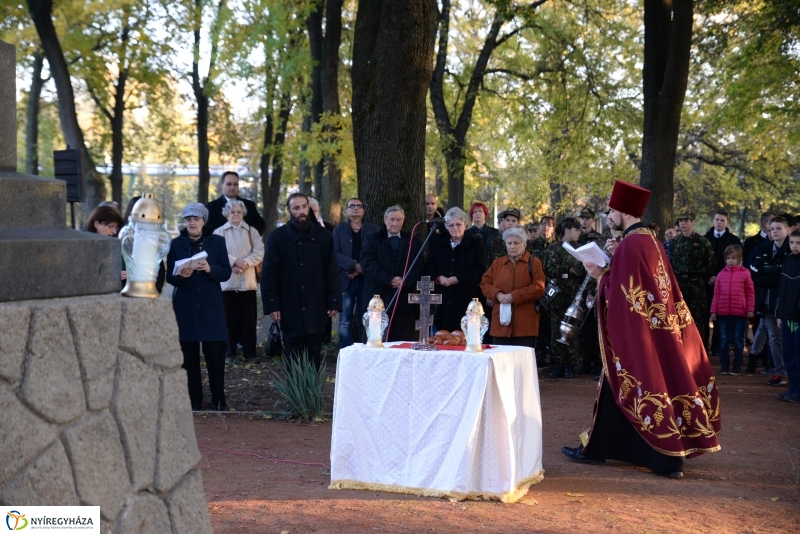 Megemlékezés a Hősök Temetőjében