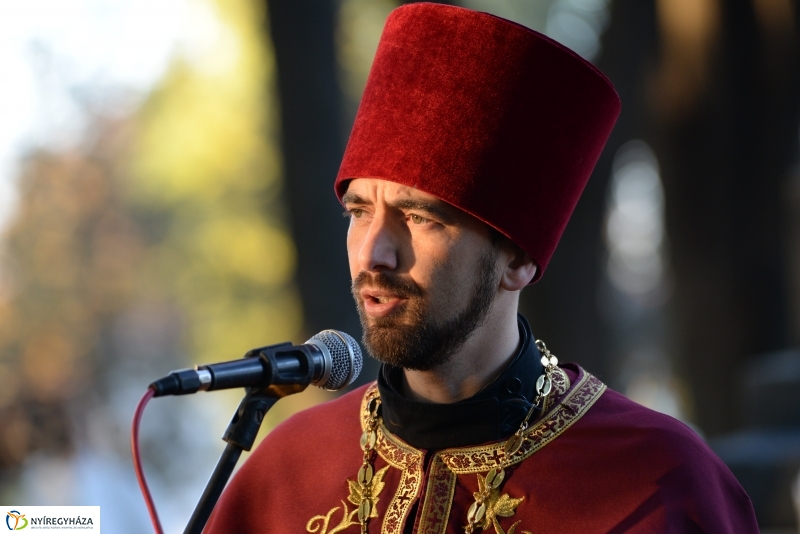 Megemlékezés a Hősök Temetőjében