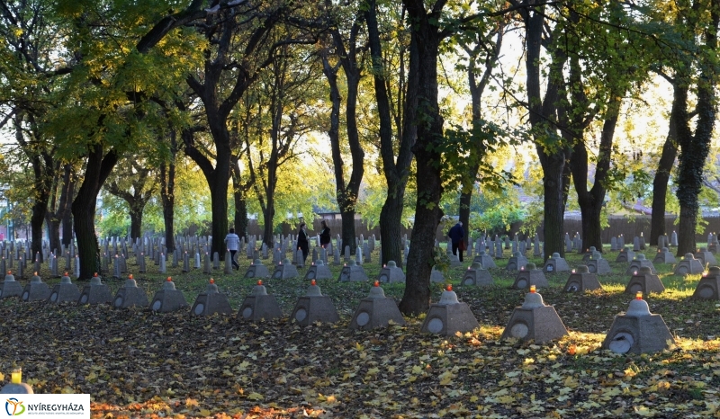 Megemlékezés a Hősök Temetőjében