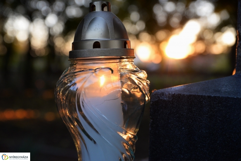 Megemlékezés a Hősök Temetőjében