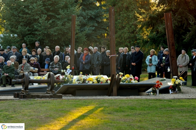 Az Elhurcoltak Emléknapja