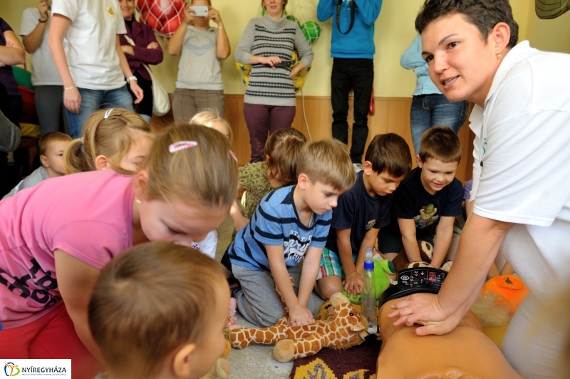 Egészségnap az Eszterlánc Óvodában