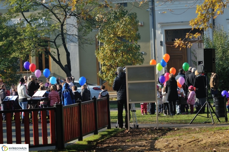 Benczúr téri játszótér átadása