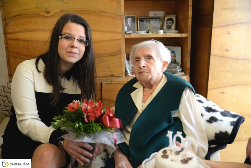 Kató néni 107 éves