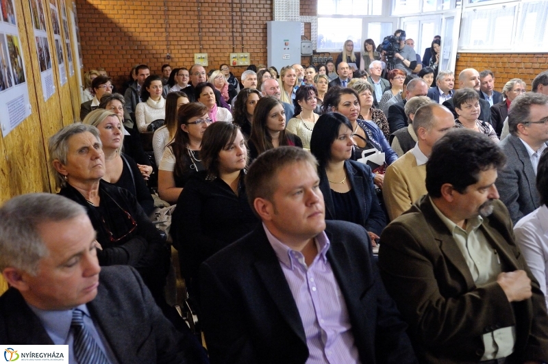 Sikeres telep-program