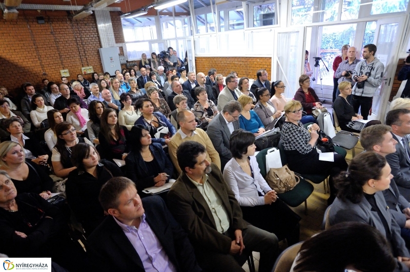 Sikeres telep-program