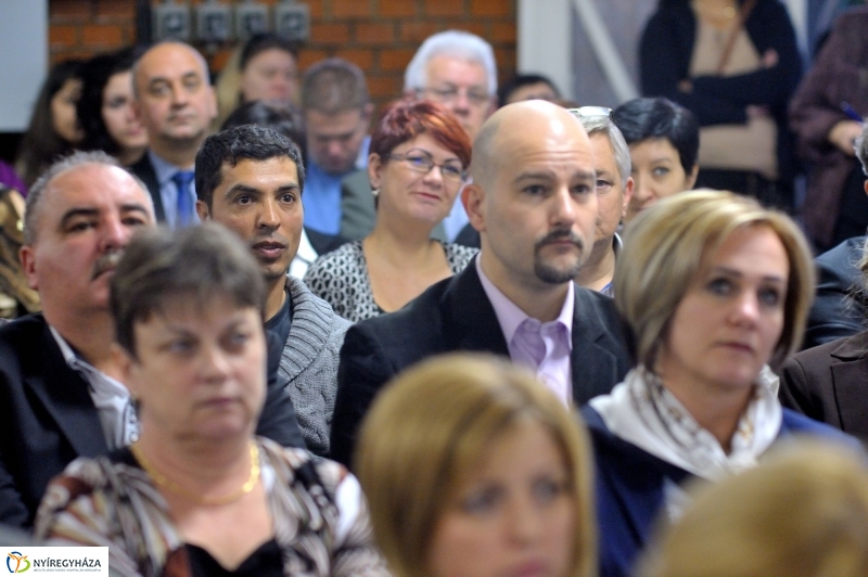 Sikeres telep-program