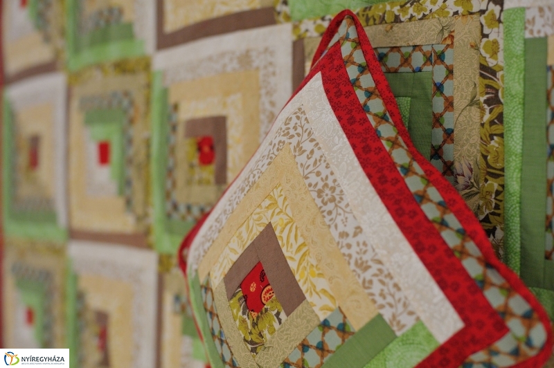 Foltkiállítás a Váci Mihály Kulturális Központban