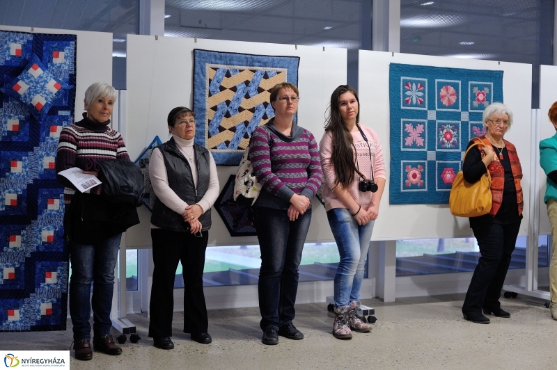 Foltkiállítás a Váci Mihály Kulturális Központban