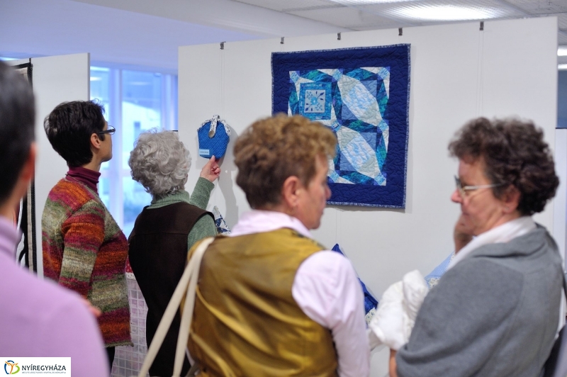 Foltkiállítás a Váci Mihály Kulturális Központban