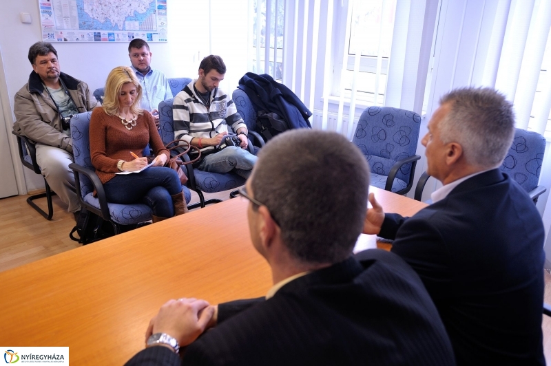 Okos Kuka projekt sajtótájékoztató