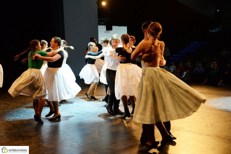 Ifjúsági néptánc fesztivál Nyíregyházán