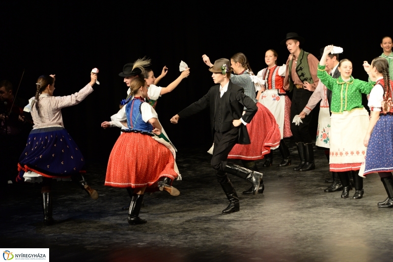 Ifjúsági néptánc fesztivál Nyíregyházán