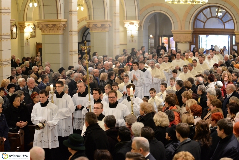 Székfoglaló szentmise a Magyarok Nagyasszonya Társszékesegyházban