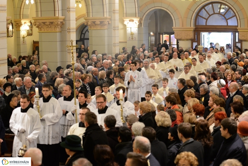 Székfoglaló szentmise a Magyarok Nagyasszonya Társszékesegyházban