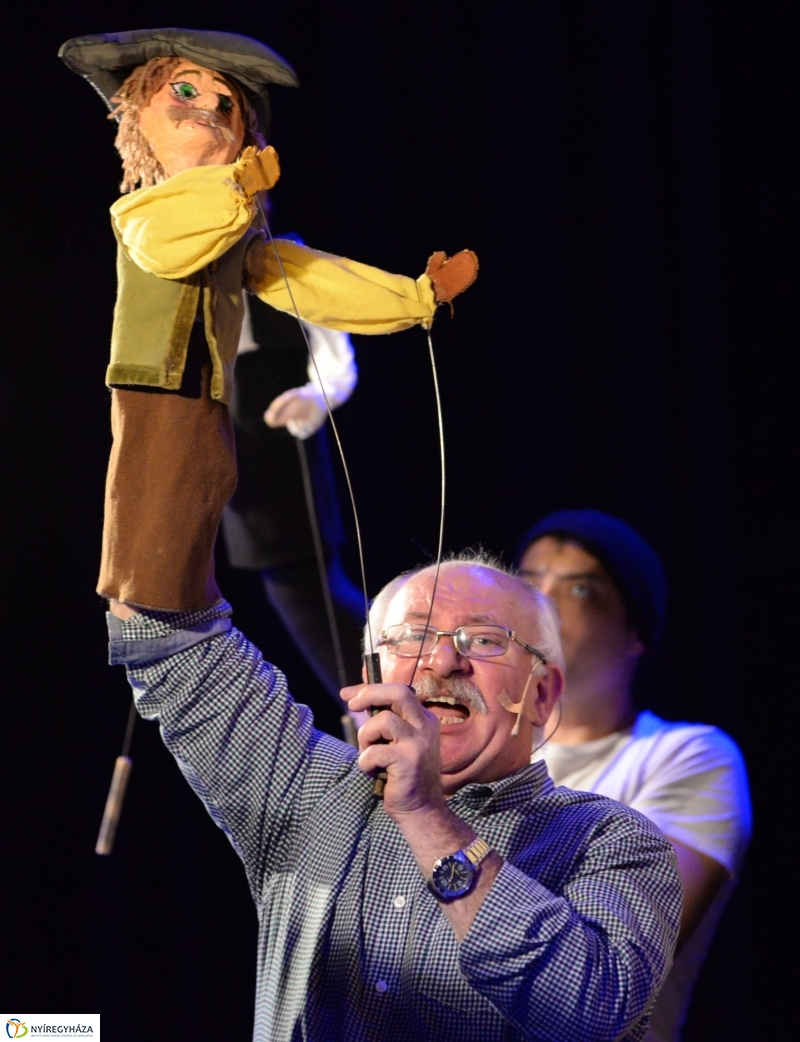 Mátyás az igazságos-bábelőadás a VMKK-ban