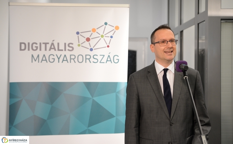 Digitális Magyarország-Programiroda megnyitó Nyíregyházán