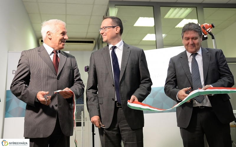 Digitális Magyarország-Programiroda megnyitó Nyíregyházán