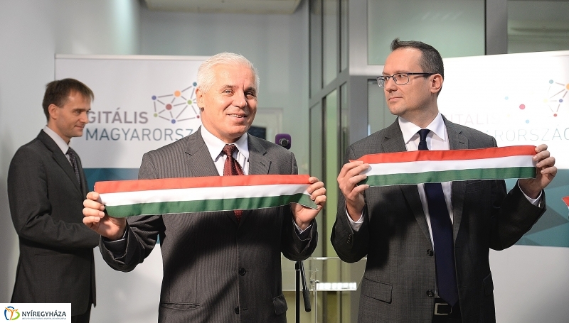 Digitális Magyarország-Programiroda megnyitó Nyíregyházán