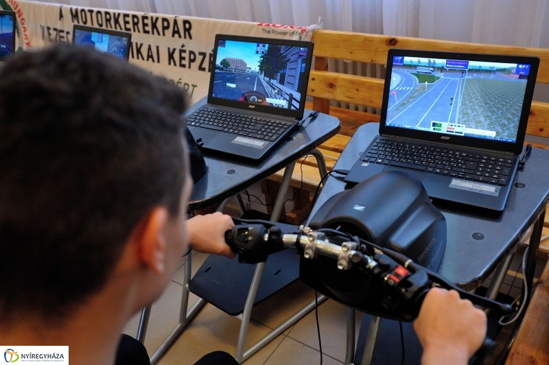 Közlekedésbiztonsági előadás a Móra Ferenc Általános Iskolában