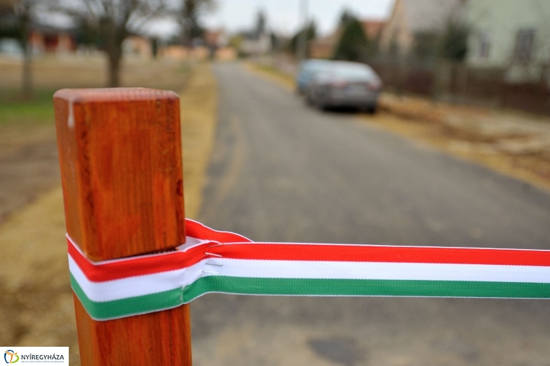 Új útszakasz átadása - Mérő-Majoranna-Madár út kereszteződése