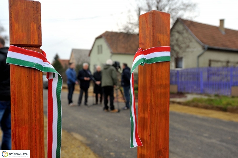 Új útszakasz átadása - Mérő-Majoranna-Madár út kereszteződése