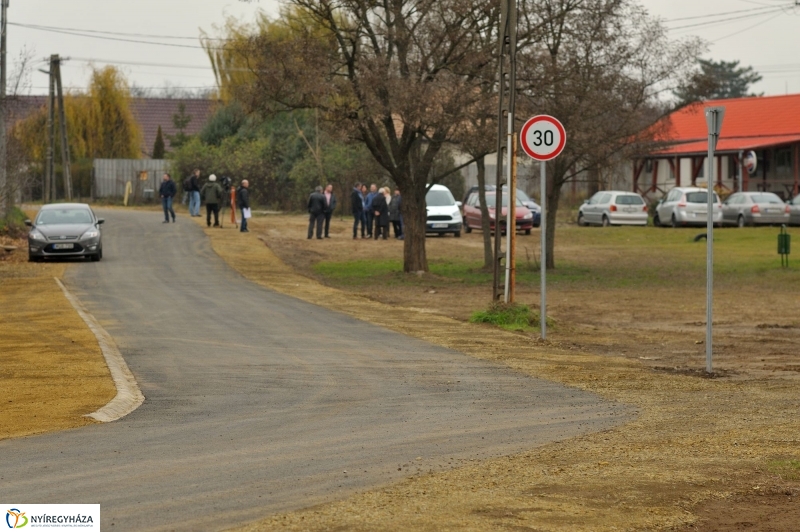 Új útszakasz átadása - Mérő-Majoranna-Madár út kereszteződése