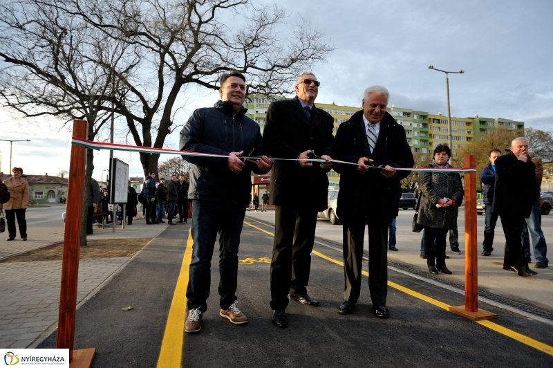 Felújított járdaszakasz a Rákóczi utcán