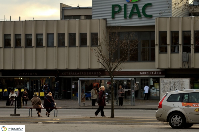 Felújított járdaszakasz a Rákóczi utcán