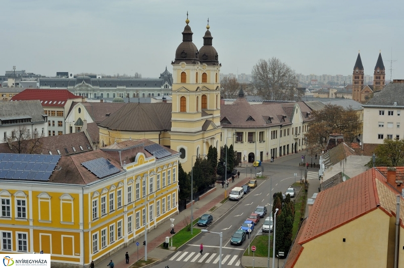 Madártávlat a Színészházból