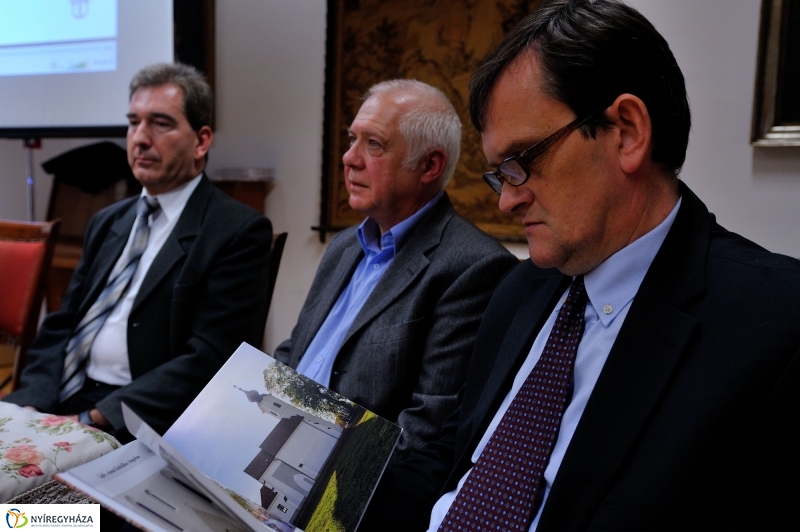 Bene János - Csutkai Csaba  Házadba léphetek I.  közös könyvbemutatója