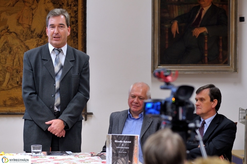 Bene János - Csutkai Csaba  Házadba léphetek I.  közös könyvbemutatója